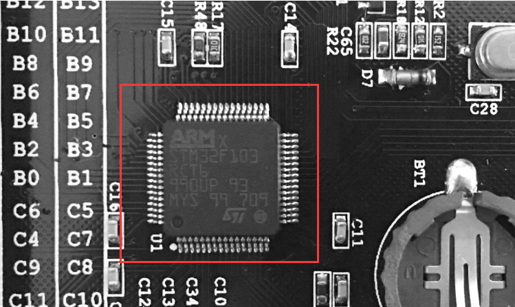 STM32F103RCT6实物图（红色框中部分）